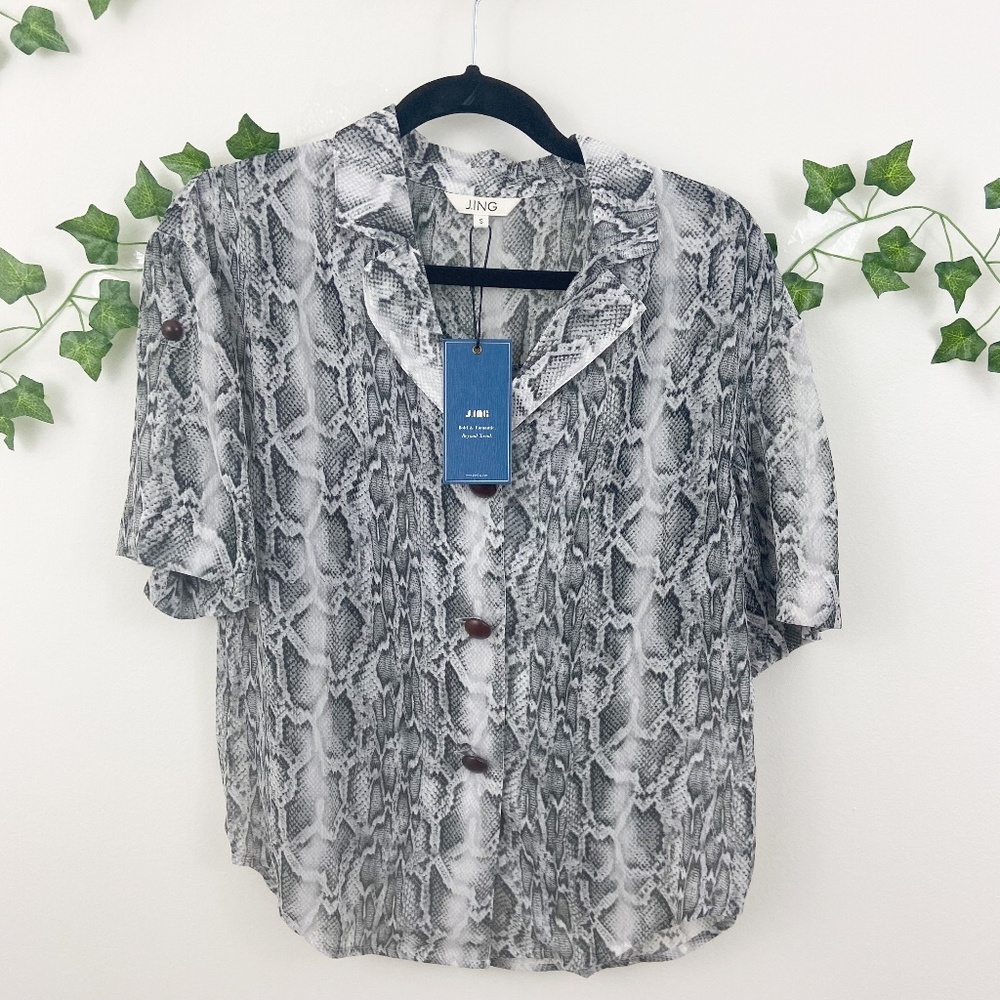 J.ING Grey snake print  button front blouse Sz S